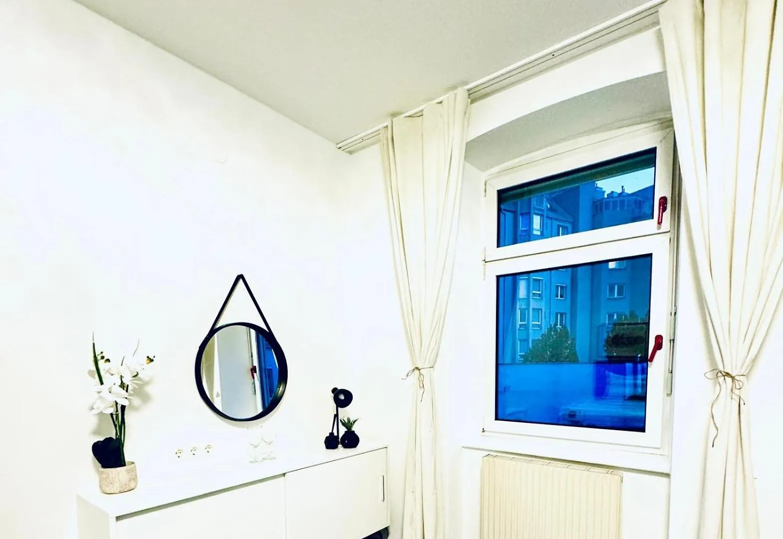 Bright Stay, 7Br Shared Apt Only 13Min To Belvedere Palace Vienna 0*,  Austria
