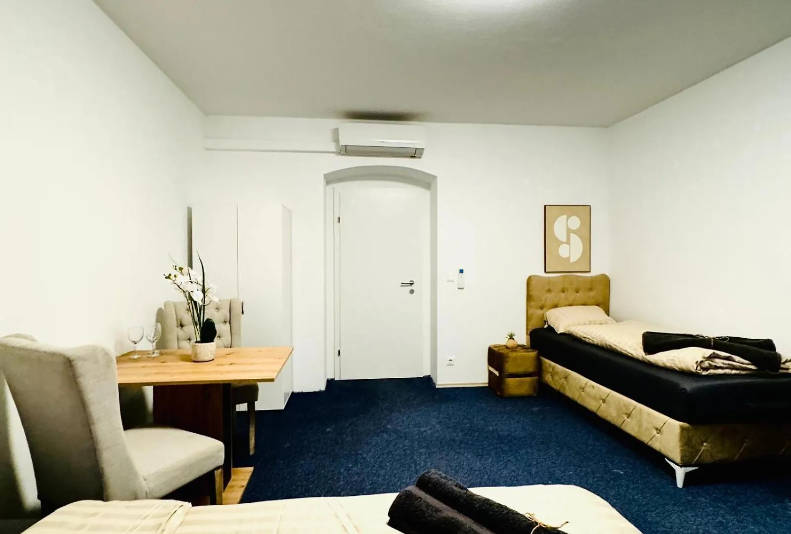 Bright Stay, 7Br Shared Apt Only 13Min To Belvedere Palace Vienna Apartment