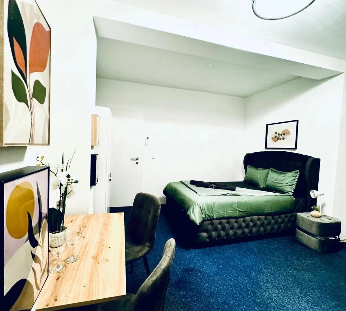 Bright Stay, 7Br Shared Apt Only 13Min To Belvedere Palace Vienna Apartment